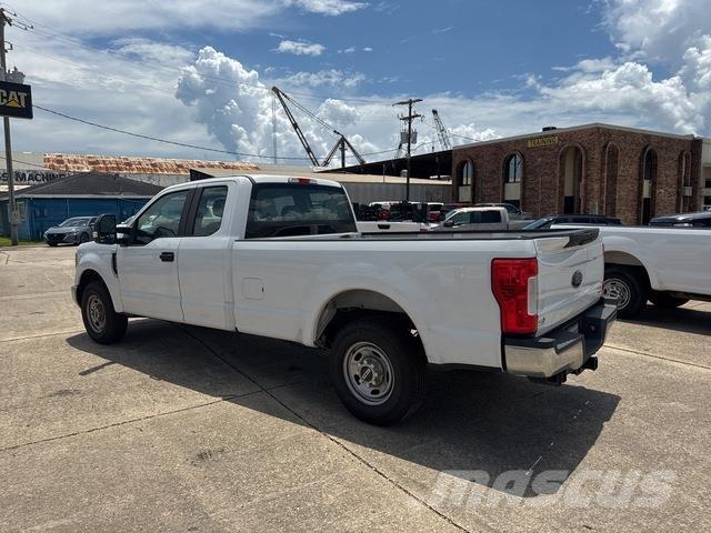 Ford F-250 Altele