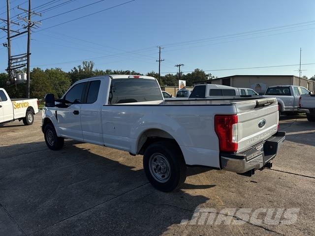 Ford F-250 Altele