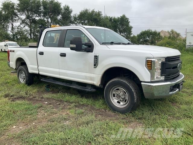 Ford F-250 Altele