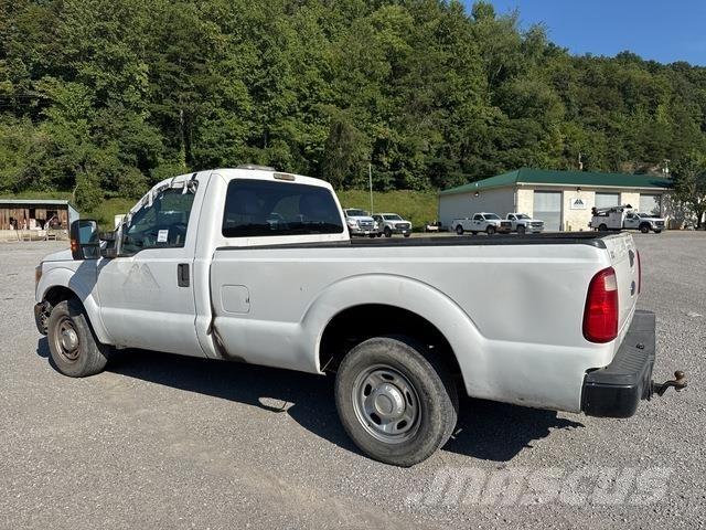 Ford F-250 Pick up/Platou
