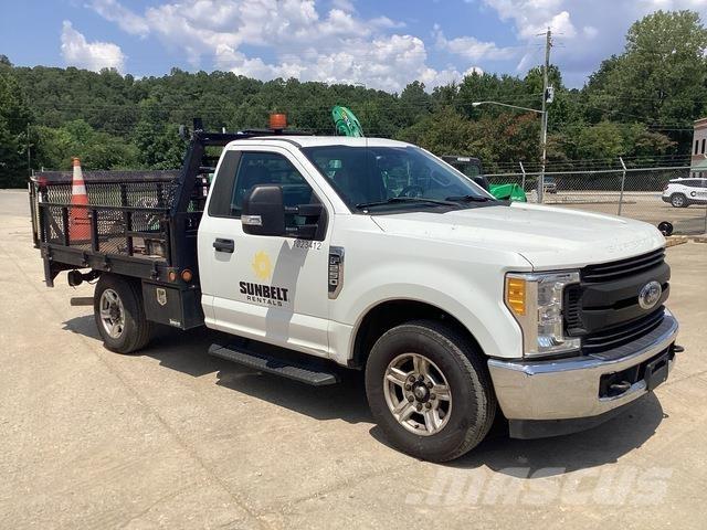 Ford F-250 Camioane platforma/prelata