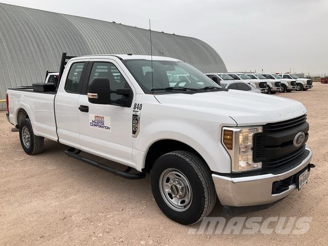 Ford F-250 Pick up/Platou