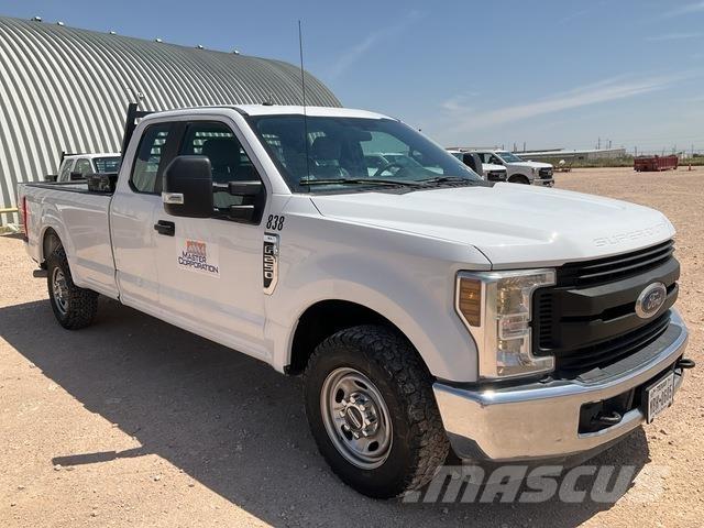 Ford F-250 Pick up/Platou
