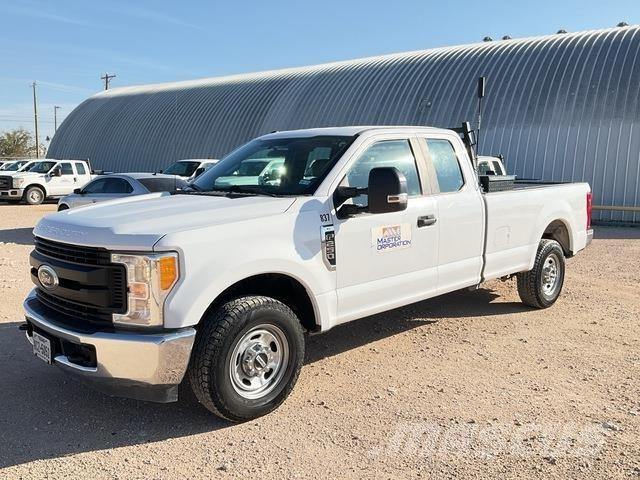 Ford F-250 Pick up/Platou