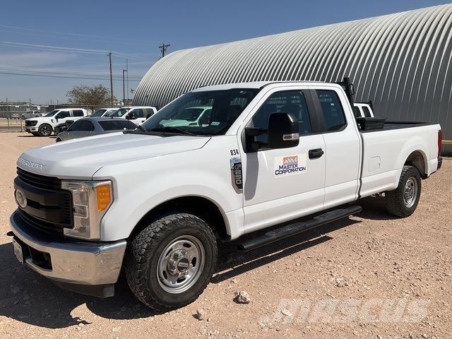 Ford F-250 Pick up/Platou