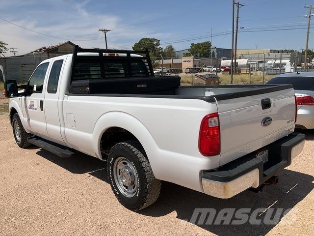 Ford F-250 Pick up/Platou