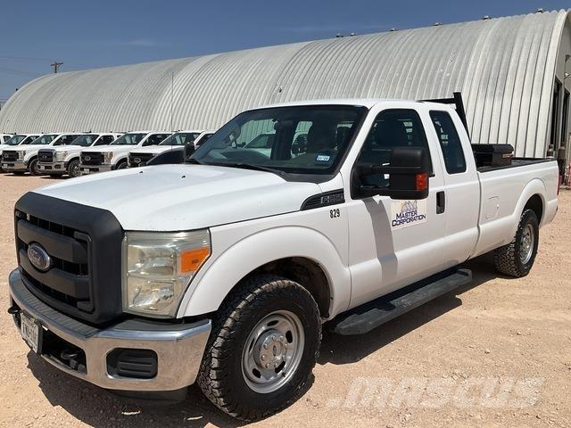 Ford F-250 Pick up/Platou