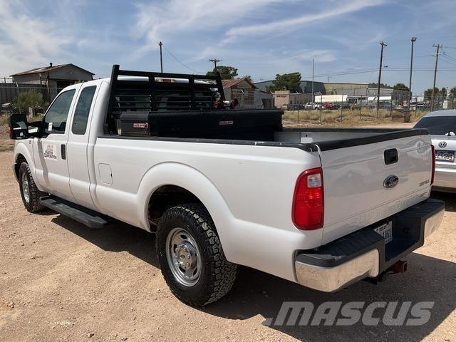 Ford F-250 Pick up/Platou