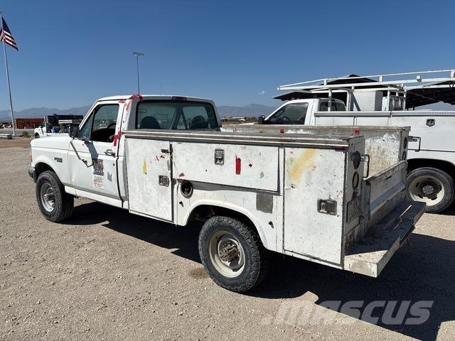 Ford F-250 Pick up/Platou