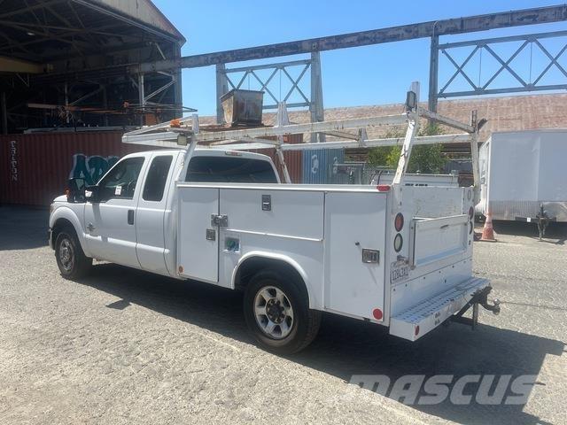 Ford F-250 Pick up/Platou