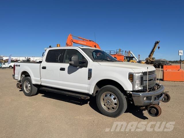 Ford F-250 Pick up/Platou