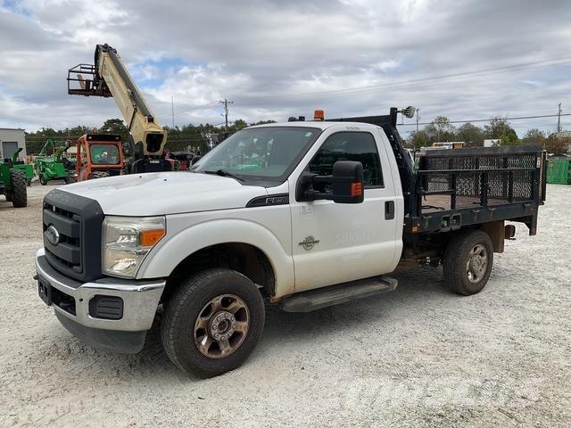 Ford F-250 Camioane platforma/prelata