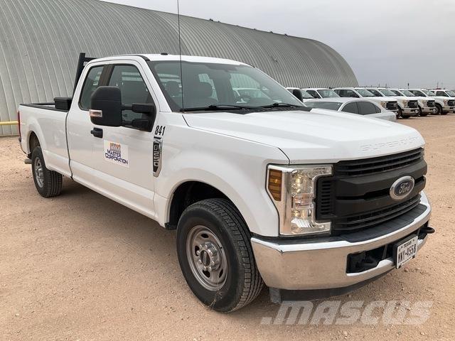 Ford F-250 Pick up/Platou