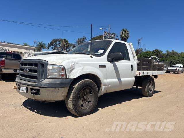 Ford F-250 Camioane platforma/prelata
