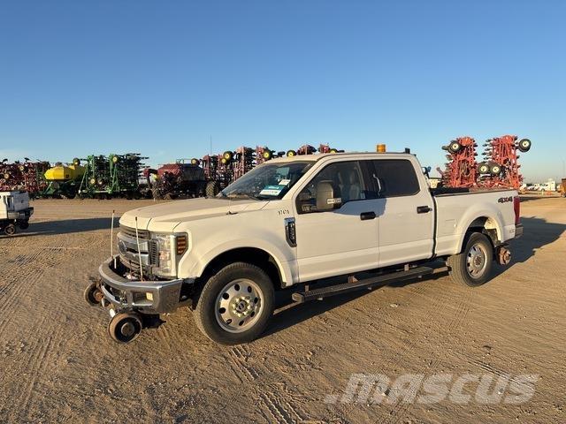 Ford F-250 Pick up/Platou