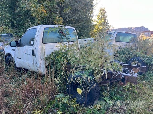 Ford F-250 Cabine si interior