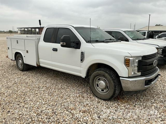 Ford F-250 Pick up/Platou