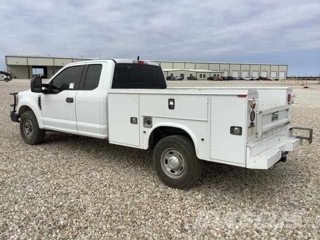 Ford F-250 Pick up/Platou