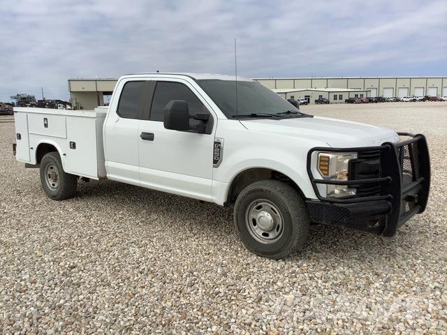 Ford F-250 Pick up/Platou