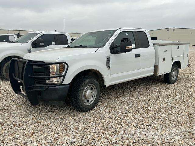 Ford F-250 Pick up/Platou