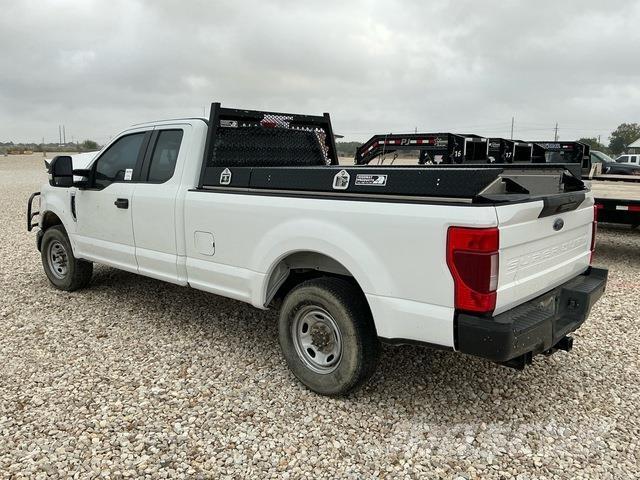 Ford F-250 Pick up/Platou