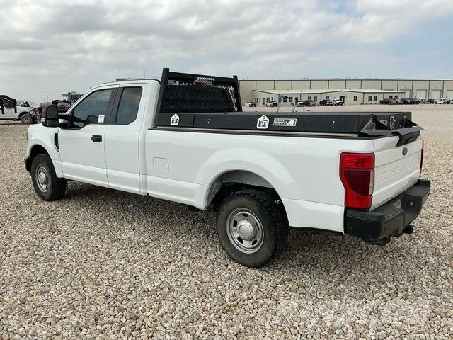 Ford F-250 Pick up/Platou