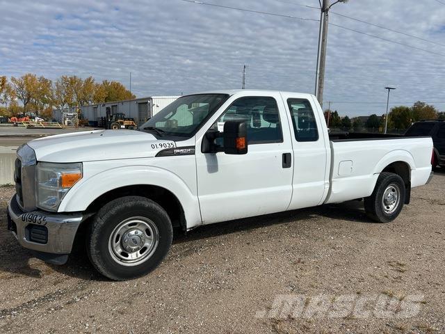Ford F-250 Pick up/Platou