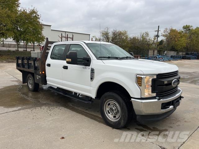 Ford F-250 Camioane platforma/prelata
