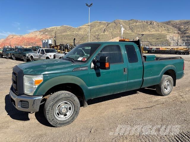Ford F-250 Pick up/Platou