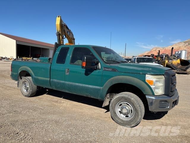 Ford F-250 Pick up/Platou