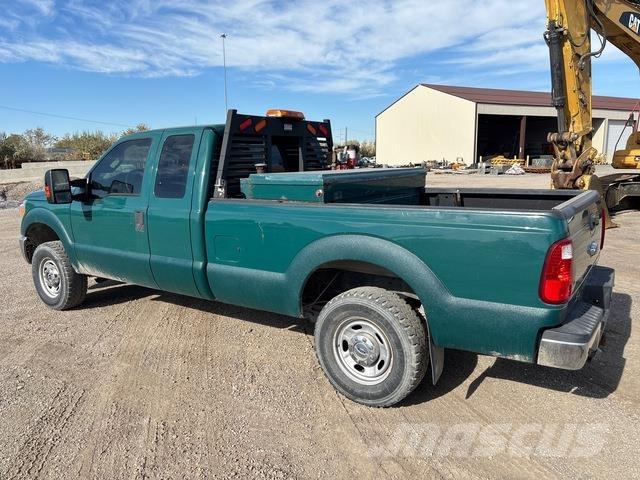 Ford F-250 Pick up/Platou