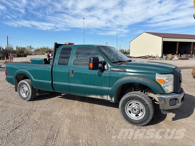 Ford F-250 Pick up/Platou