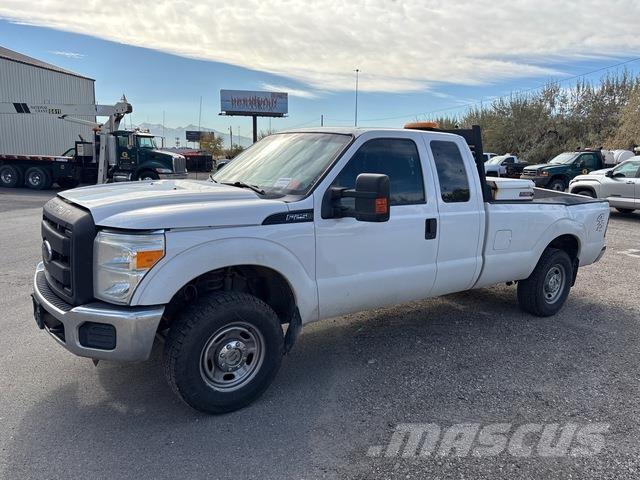 Ford F-250 Pick up/Platou