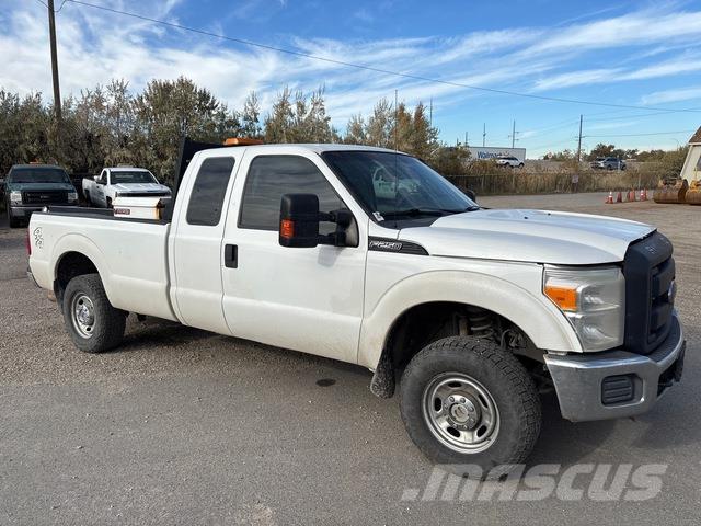 Ford F-250 Pick up/Platou