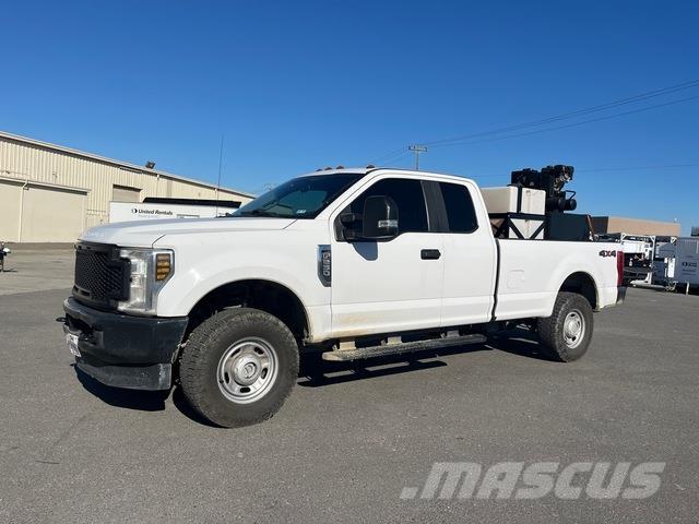 Ford F-250 Pick up/Platou