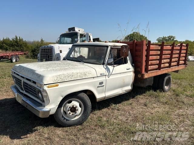 Ford F-350 Autobasculanta