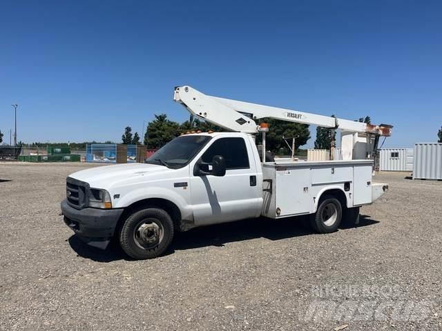Ford F-350 Platforme aeriene montate pe camion