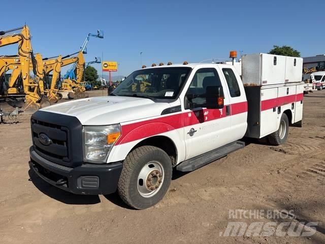 Ford F-350 Municipal/vehicul cu uz general
