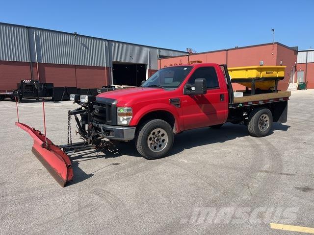 Ford F-350 Lame pentru dezapezire si pluguri