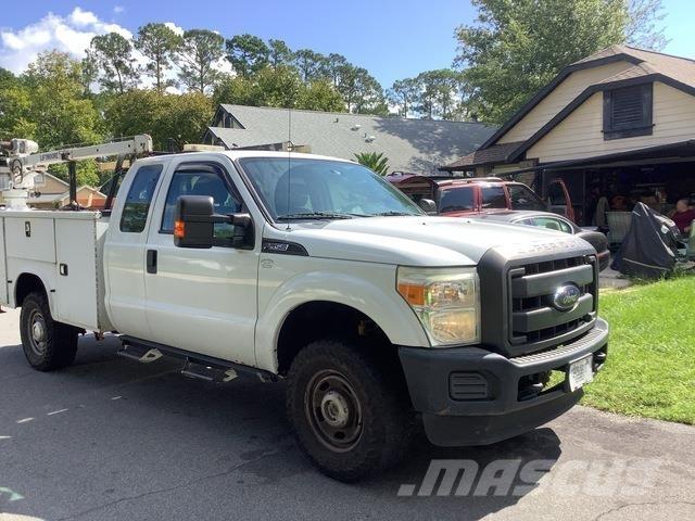 Ford F-350 Municipal/vehicul cu uz general