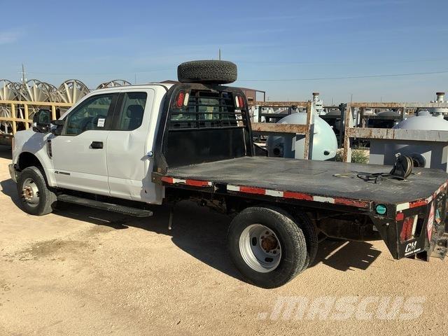 Ford F-350 Camioane platforma/prelata