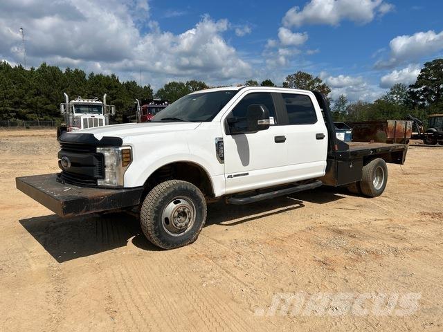 Ford F-350 Camioane platforma/prelata