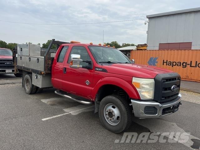 Ford F-350 Camioane platforma/prelata