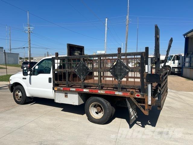 Ford F-350 Camioane platforma/prelata
