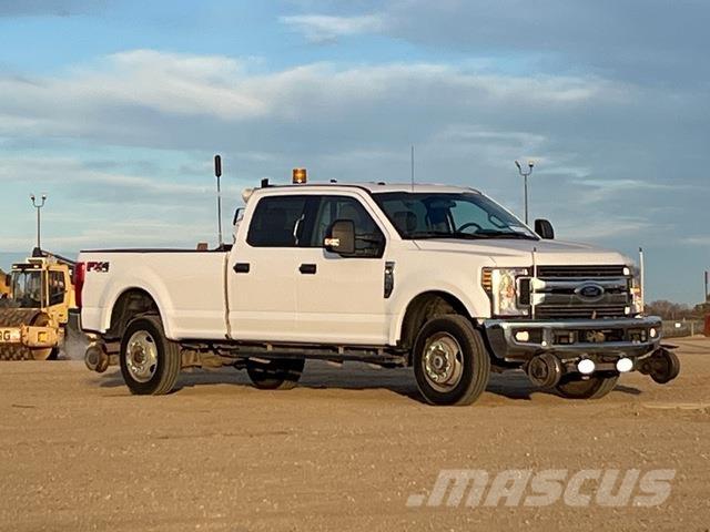 Ford F-350 Pick up/Platou