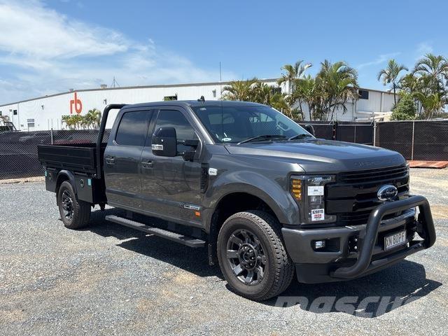 Ford F-350 Pick up/Platou