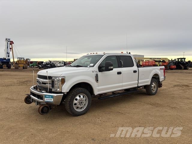 Ford F-350 XL Pick up/Platou