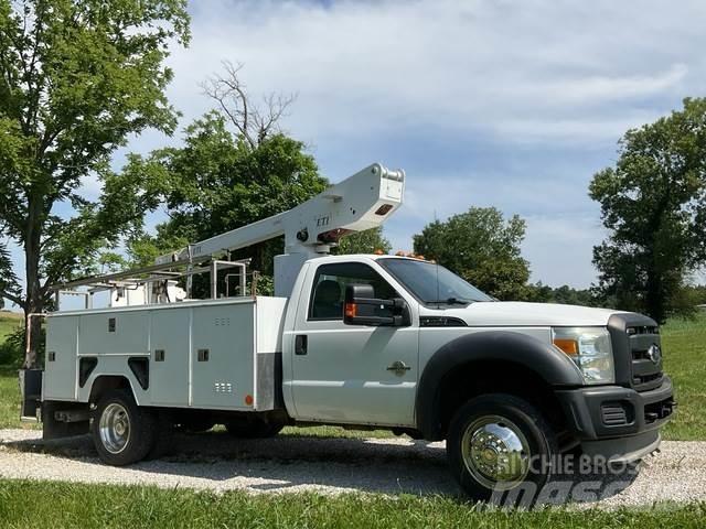 Ford F-450 Platforme aeriene montate pe camion
