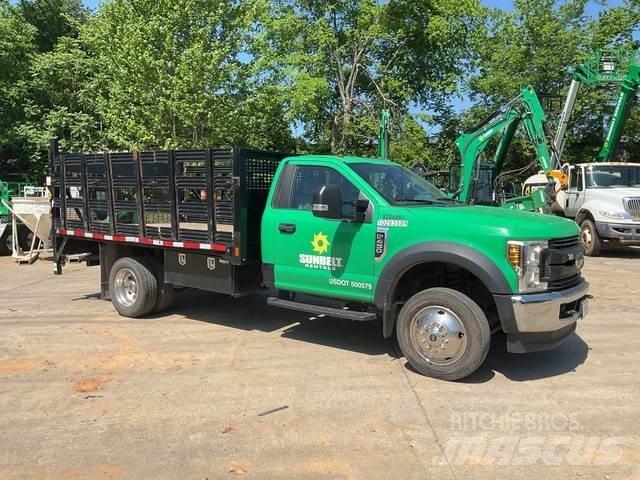 Ford F-450 Camioane platforma/prelata