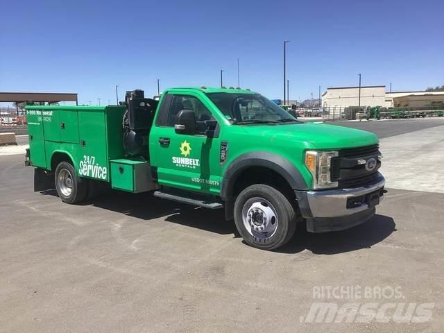 Ford F-450 Municipal/vehicul cu uz general
